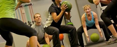 http//www.FitnessTogether.com/PointLoma/Page/Personal_Training Top San Diego Personal Trainer Greg Sterner gives you pointers to help with keeping the calories off during the Thanksgiving holiday. Avoid weight gain and keep on your weight loss agenda.