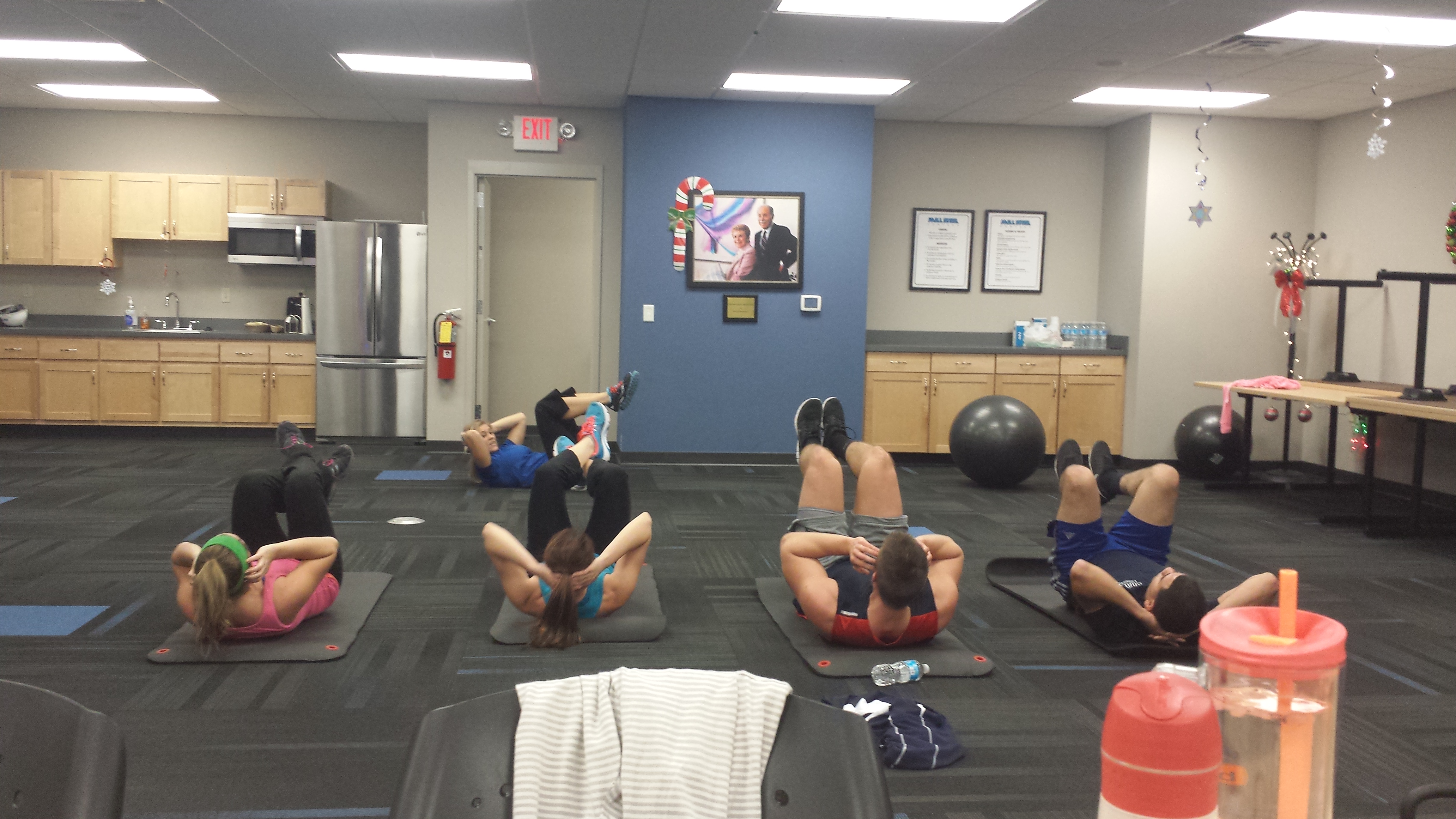 Pros and Cons of Group Fitness Blog Fitness Together Downtown Grand