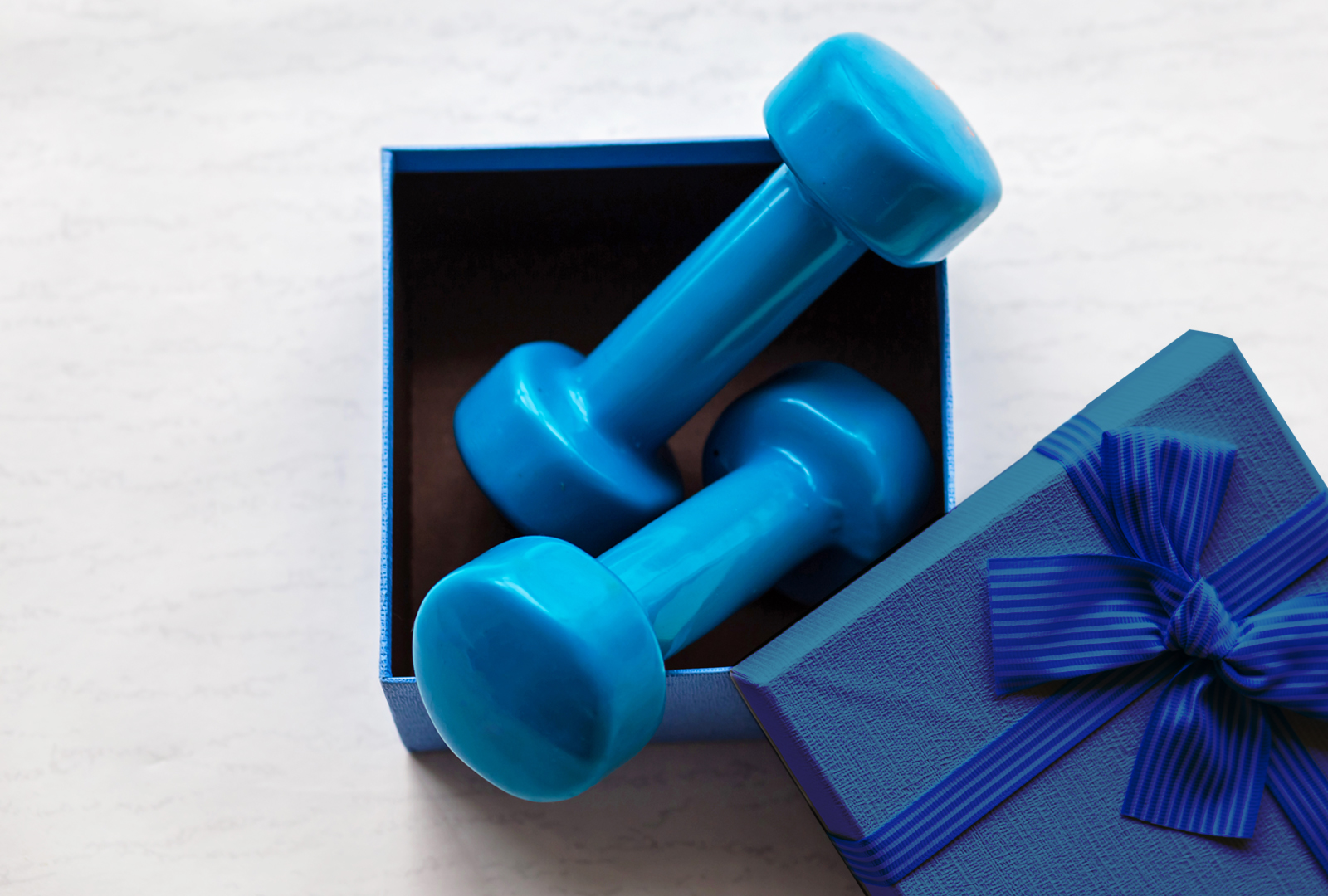 hand weights in gift box